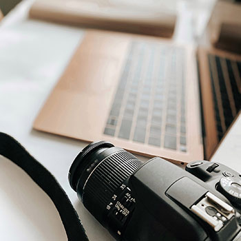 YY漫画读前先对拍：先看导语是不是先定性，再把时间写成起止（读完更清楚）